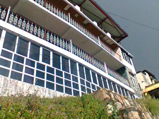 Hotel Luxmount Mussoorie